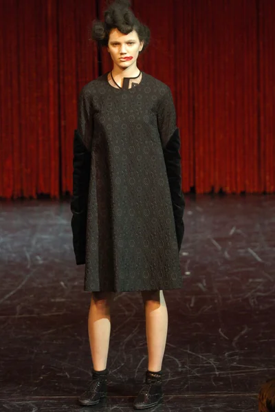 Look 14